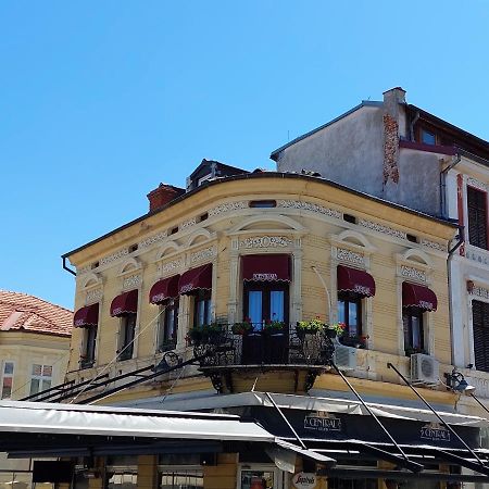 City House Central Битола Экстерьер фото